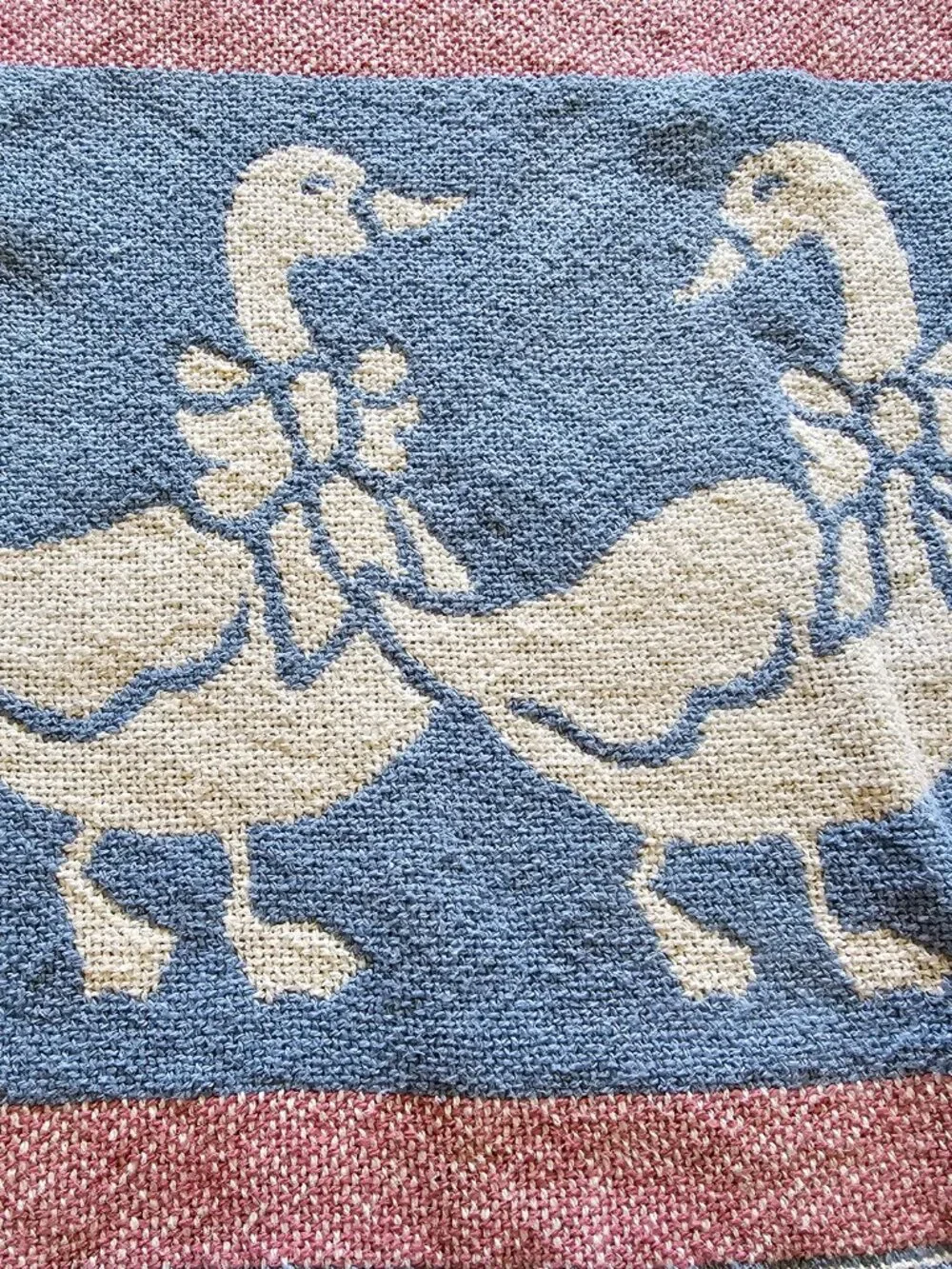 Vintage Goose Woven Tapestry Throw Blanket Reversible Fringe Trim Hearts 47x57